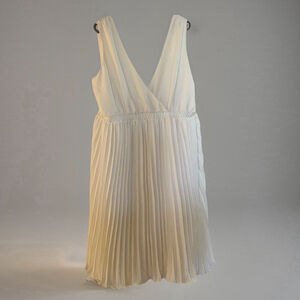 Torrid Marilyn Monroe Midi Tie Back Dress - Size 3